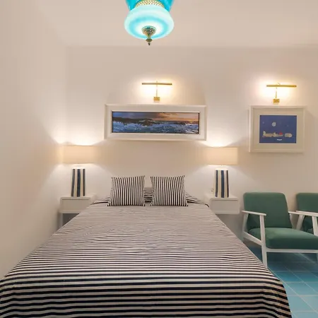 Апартаменты Sea Front Caleton Estudio