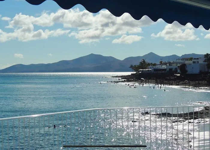 Sea Front Caleton Estudio Апартаменты *