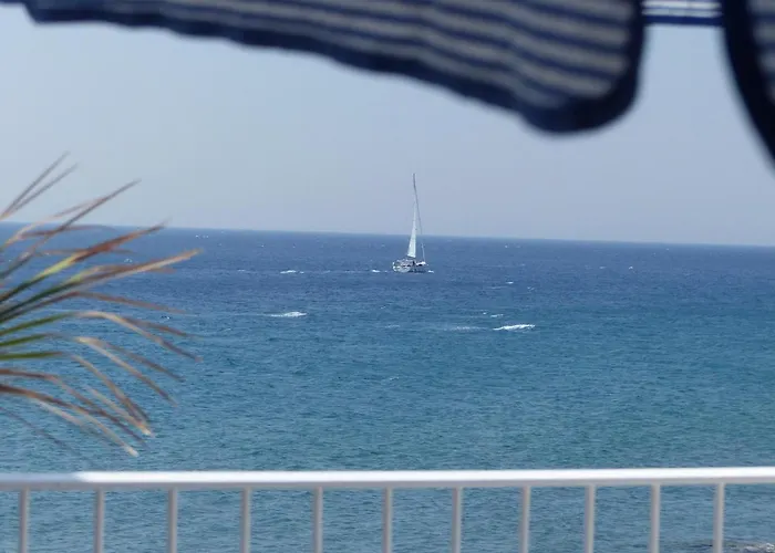 Sea Front Caleton Estudio Апартаменты Тиас
