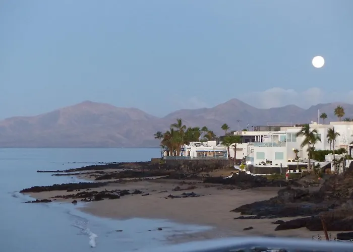 Sea Front Caleton Estudio Апартаменты